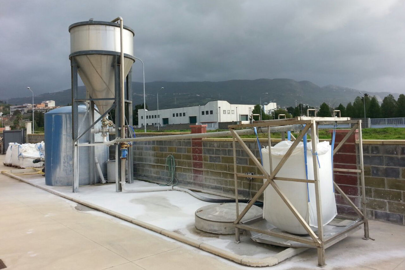 SILOS DECANTATO